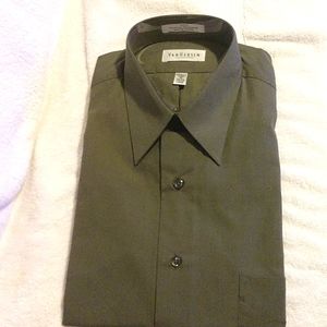 Van Heusen dress shirt Moss color 16 Neck